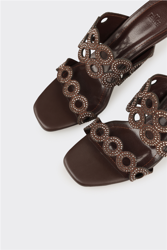 Kahve Kadın Topuklu Terlik