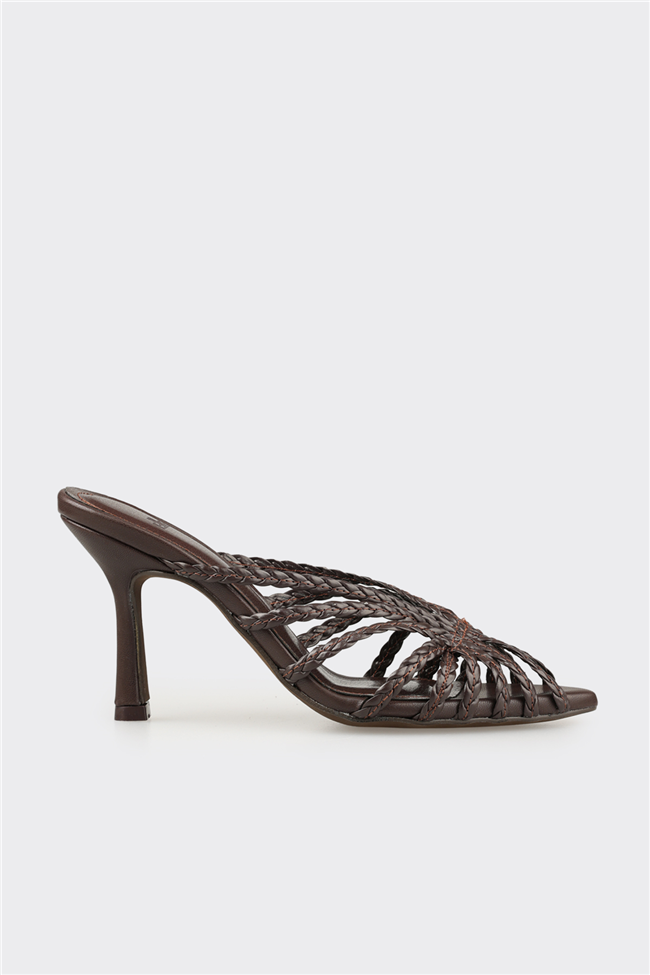 Kahve Kadın Topuklu Terlik