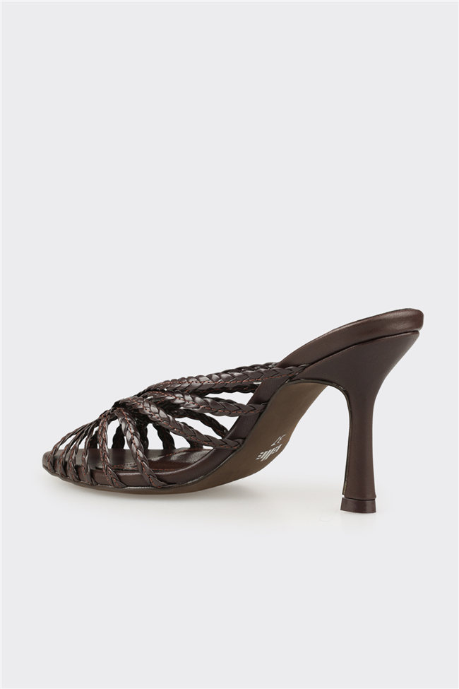 Kahve Kadın Topuklu Terlik