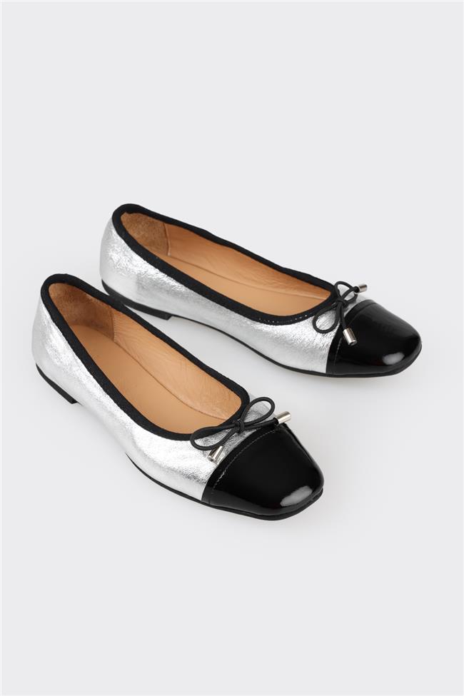 Lame Deri Kadın Babet