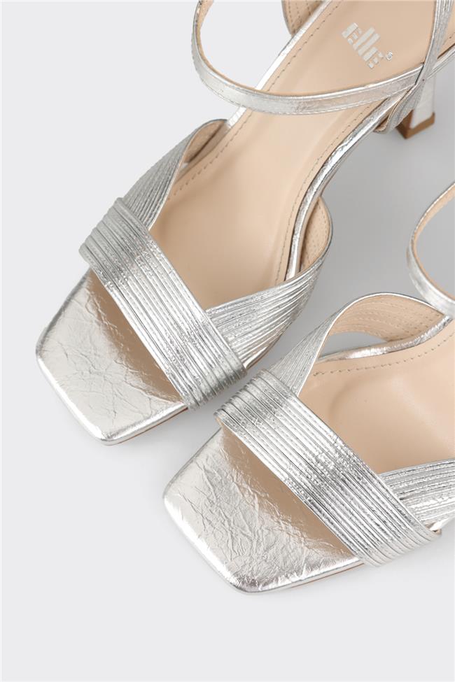 Lame Kadın Topuklu Sandalet