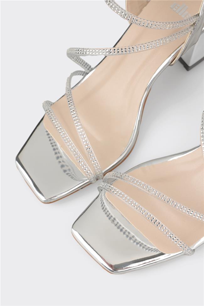 Lame Kadın Topuklu Sandalet