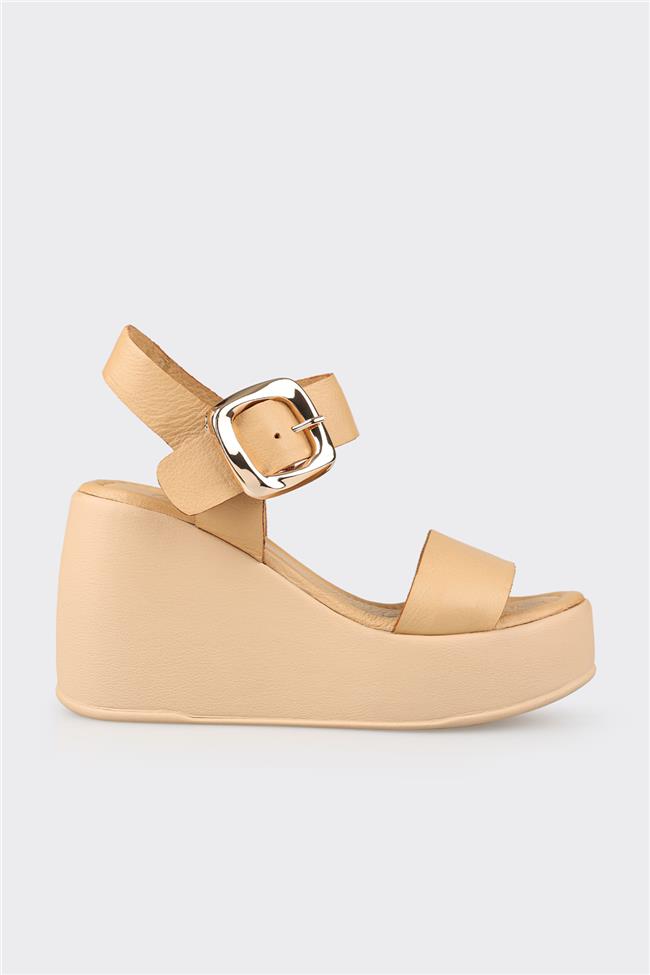 Naturel Deri Kadın Dolgu Topuk Sandalet