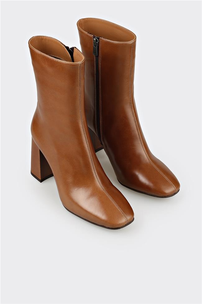 Naturel Deri Kadın Klasik Bot