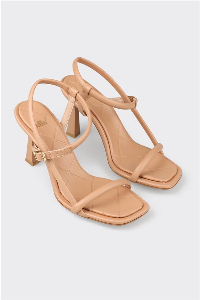 Naturel Kadın Topuklu Sandalet