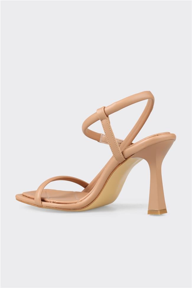 Naturel Kadın Topuklu Sandalet