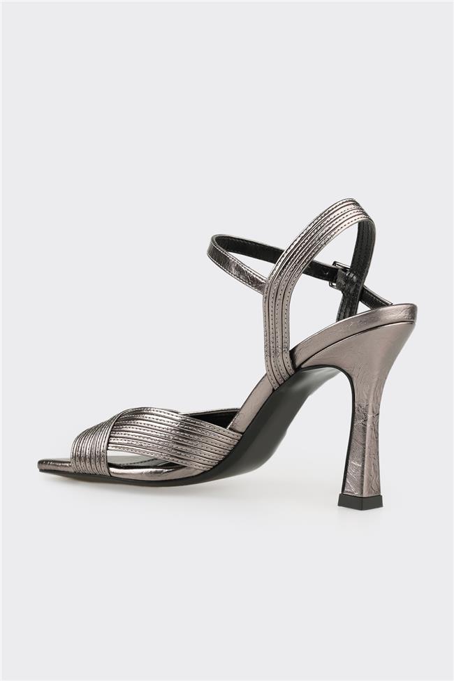 Platin Kadın Topuklu Sandalet