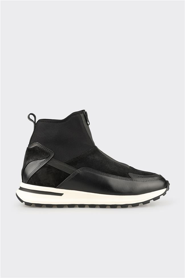 Siyah Deri Erkek Spor Bot