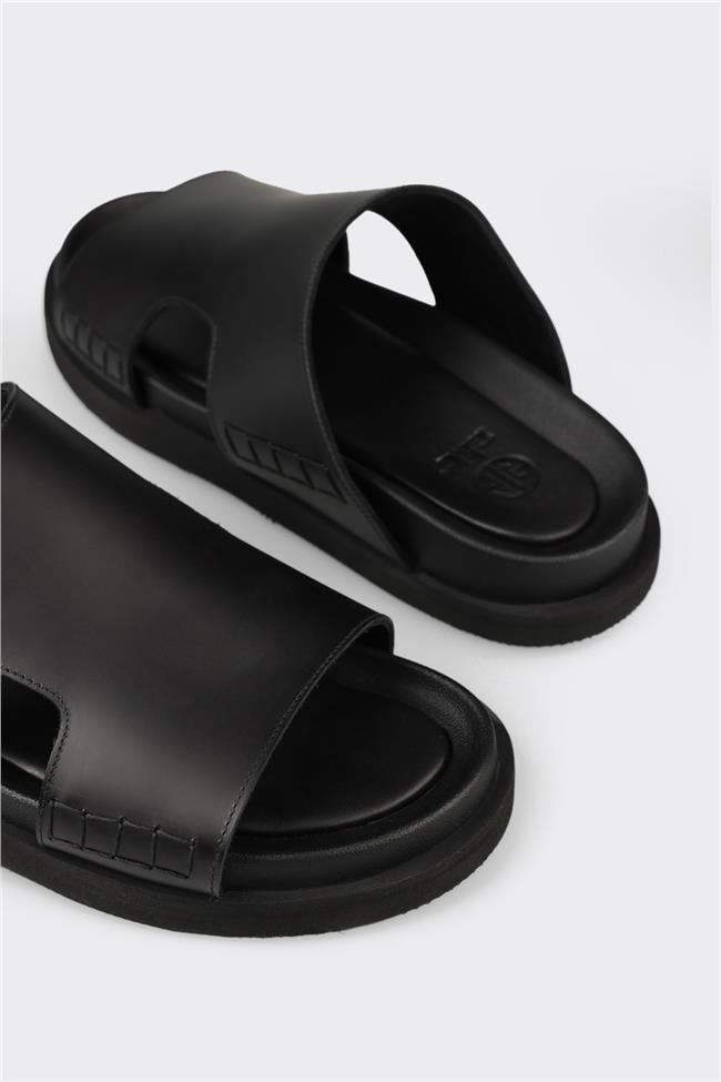 Siyah Deri Erkek Terlik