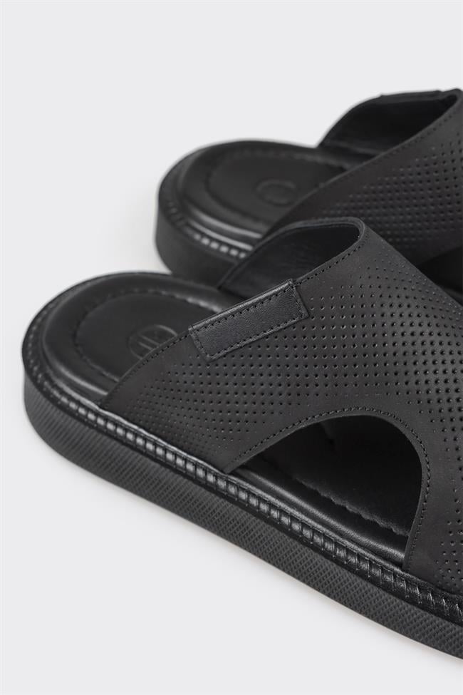 Siyah Deri Erkek Terlik