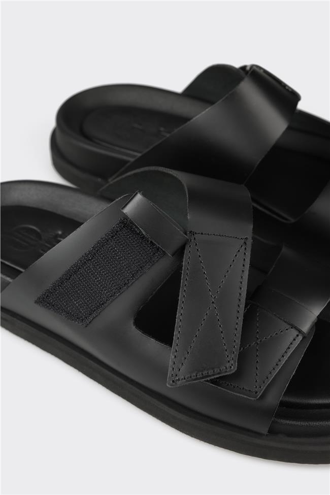 Siyah Deri Erkek Terlik