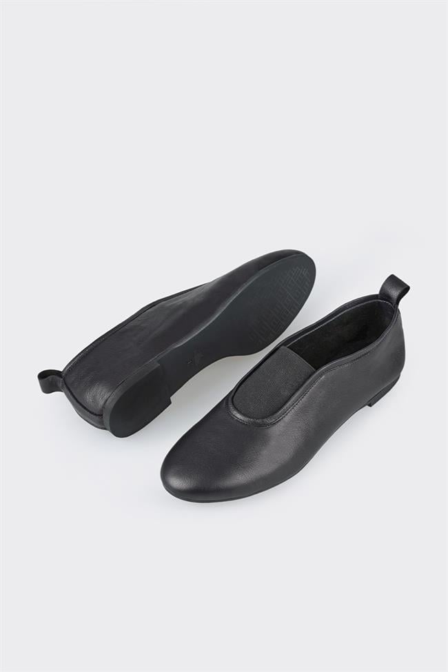 Siyah Deri Kadın Babet