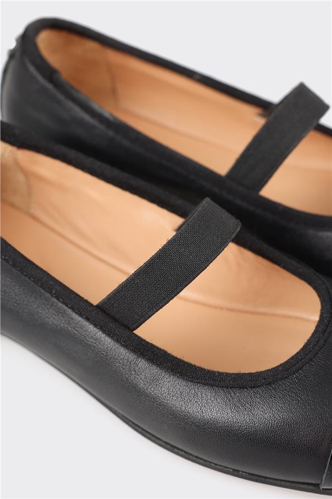 Siyah Deri Kadın Babet