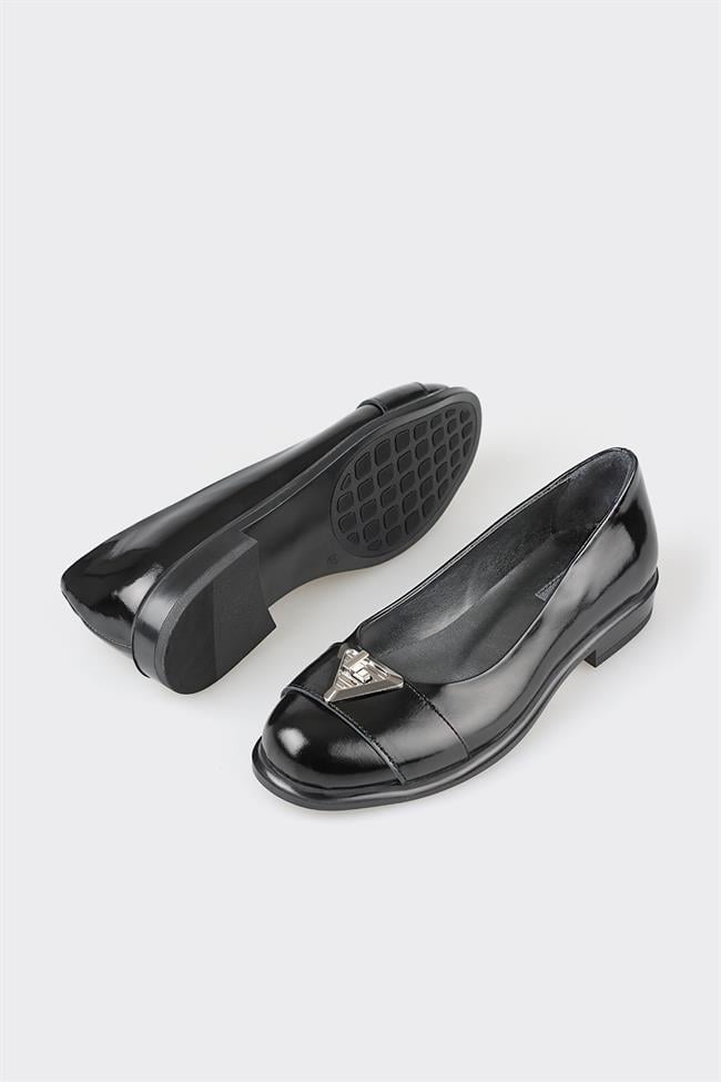 Siyah Deri Kadın Babet