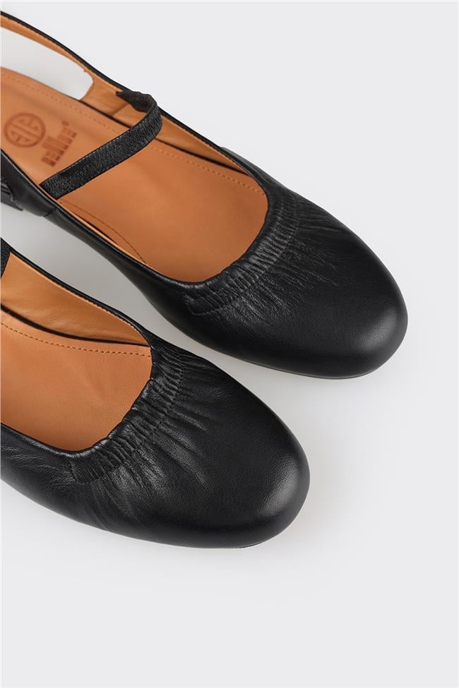 Siyah Deri Kadın Babet