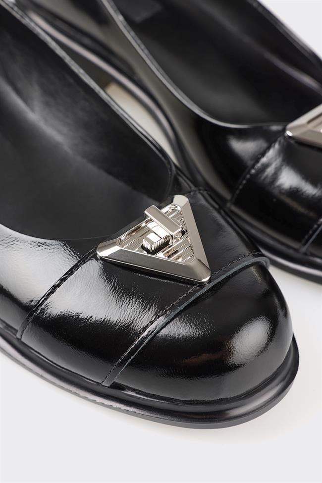 Siyah Deri Kadın Babet