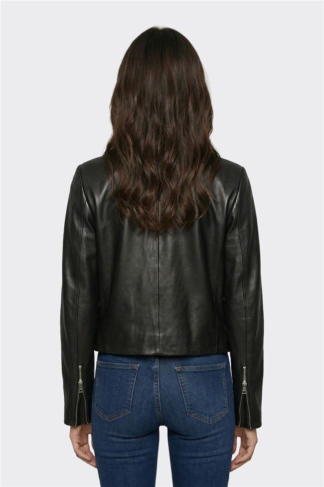 Siyah Deri Kadın Ceket