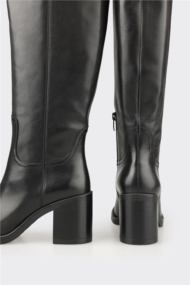 Siyah Deri Kadın Çizme