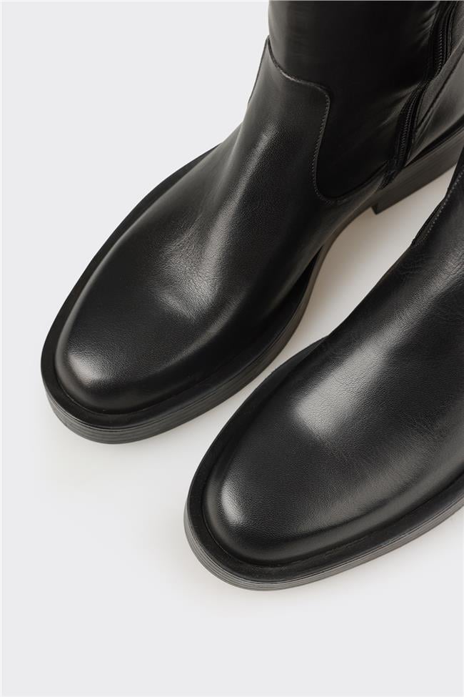 Siyah Deri Kadın Çizme