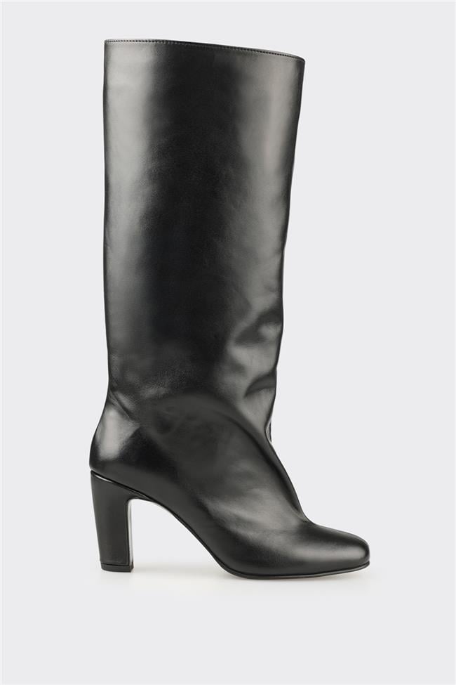 Siyah Deri Kadın Çizme