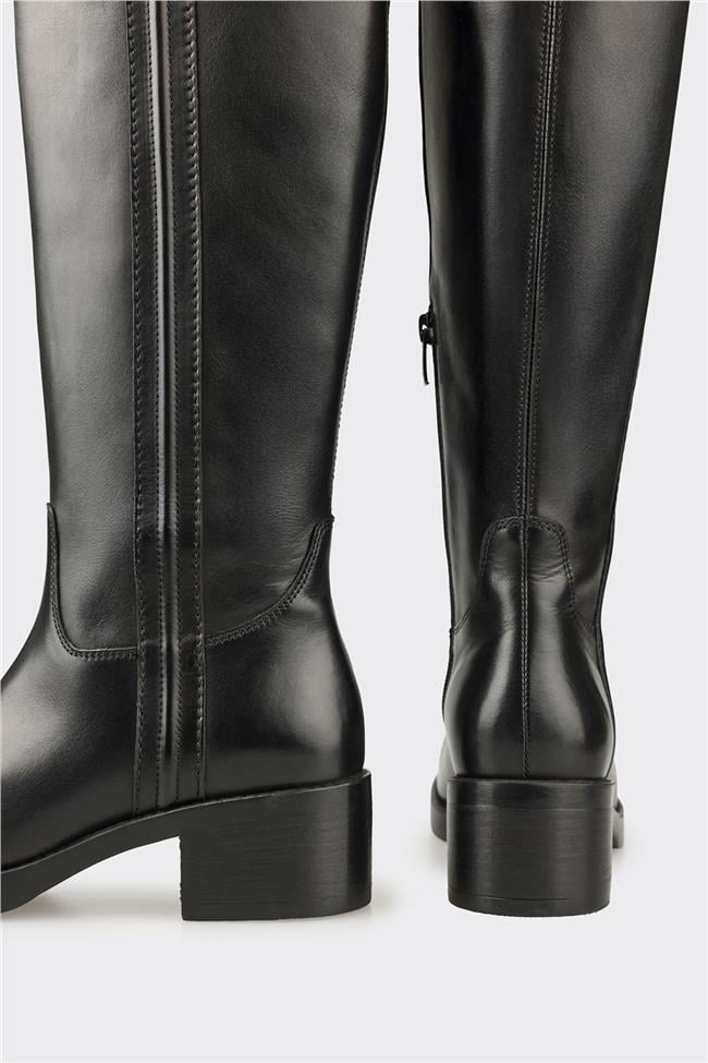 Siyah Deri Kadın Çizme