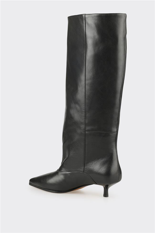 Siyah Deri Kadın Çizme