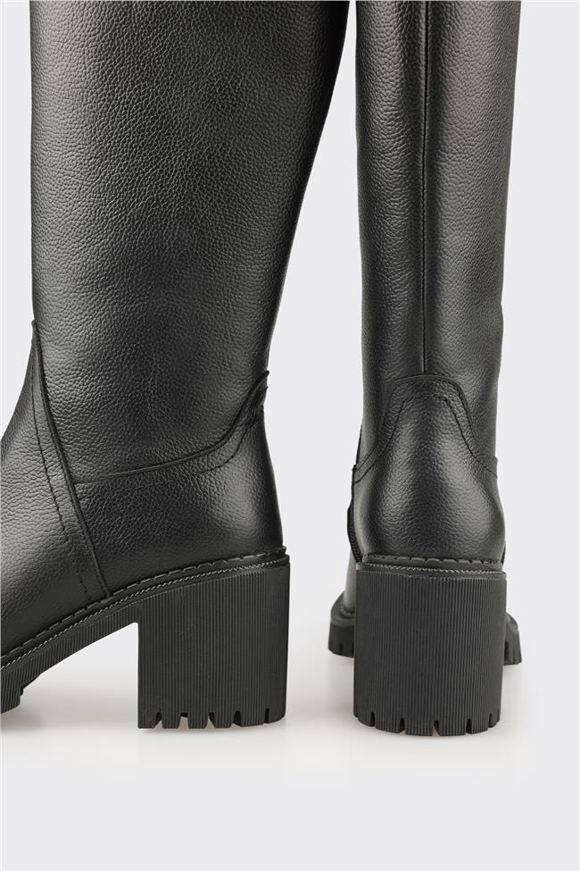 Siyah Deri Kadın Çizme