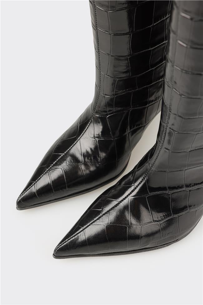 Siyah Deri Kadın Çizme