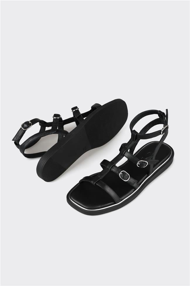 Siyah Deri Kadın Düz Sandalet