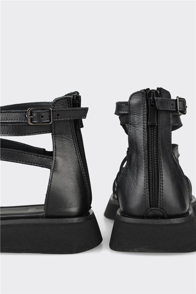 Siyah Deri Kadın Düz Sandalet