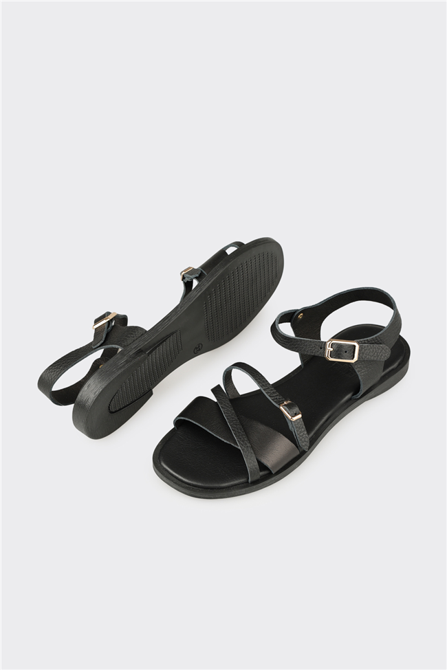 Siyah Deri Kadın Düz Sandalet