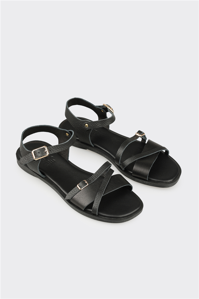 Siyah Deri Kadın Düz Sandalet