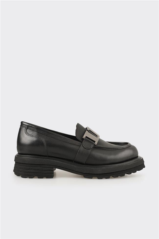 Siyah Deri Kadın Günlük Ayakkabı