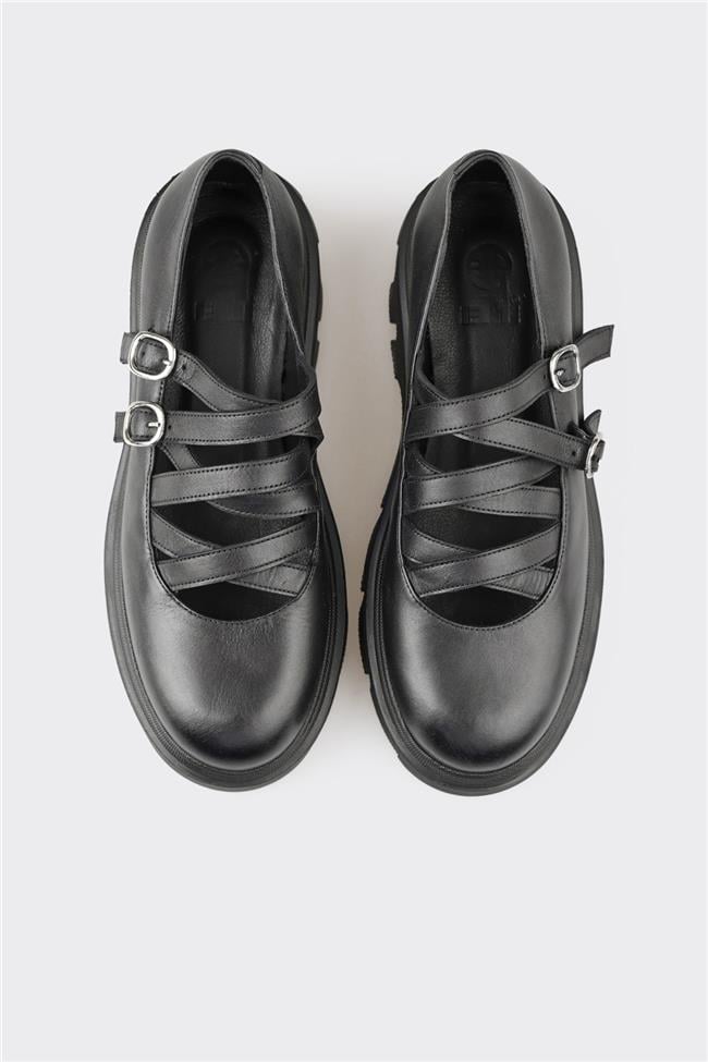 Siyah Deri Kadın Günlük Ayakkabı