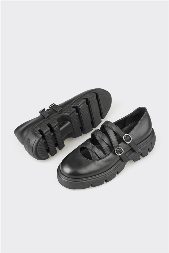 Siyah Deri Kadın Günlük Ayakkabı