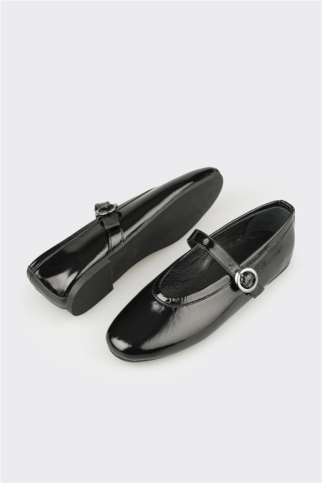 Siyah Deri Kadın Günlük Ayakkabı