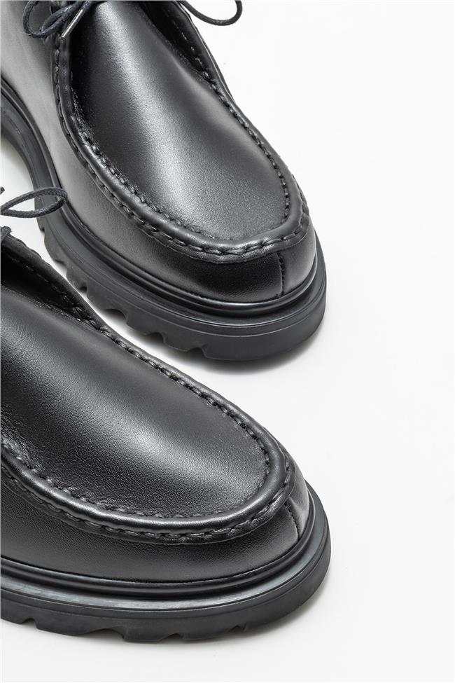 Siyah Deri Kadın Günlük Ayakkabı