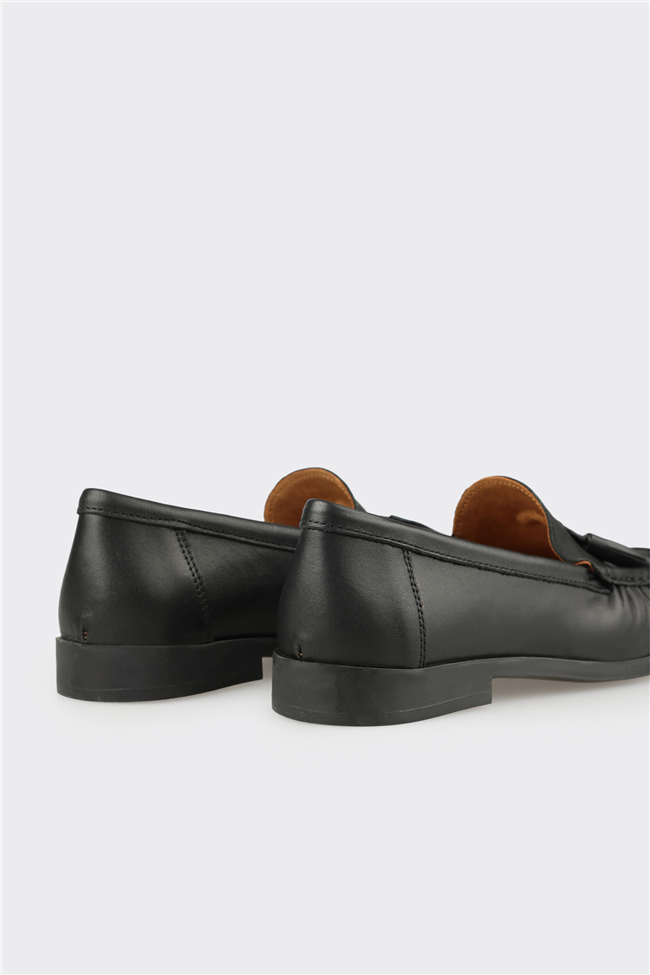 Siyah Deri Kadın Günlük Ayakkabı