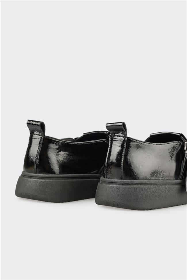 Siyah Deri Kadın Günlük Ayakkabı