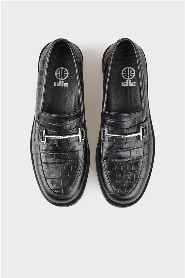 Siyah Deri Kadın Günlük Ayakkabı