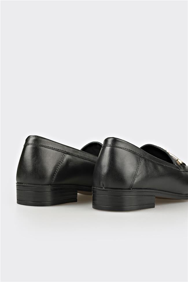 Siyah Deri Kadın Günlük Ayakkabı