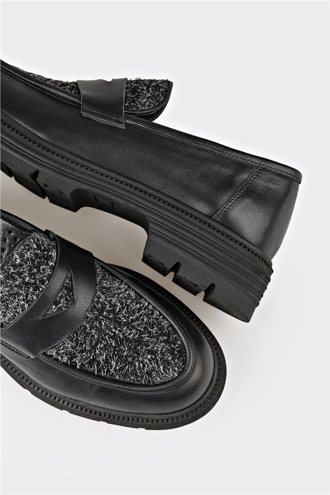 Siyah Deri Kadın Günlük Ayakkabı