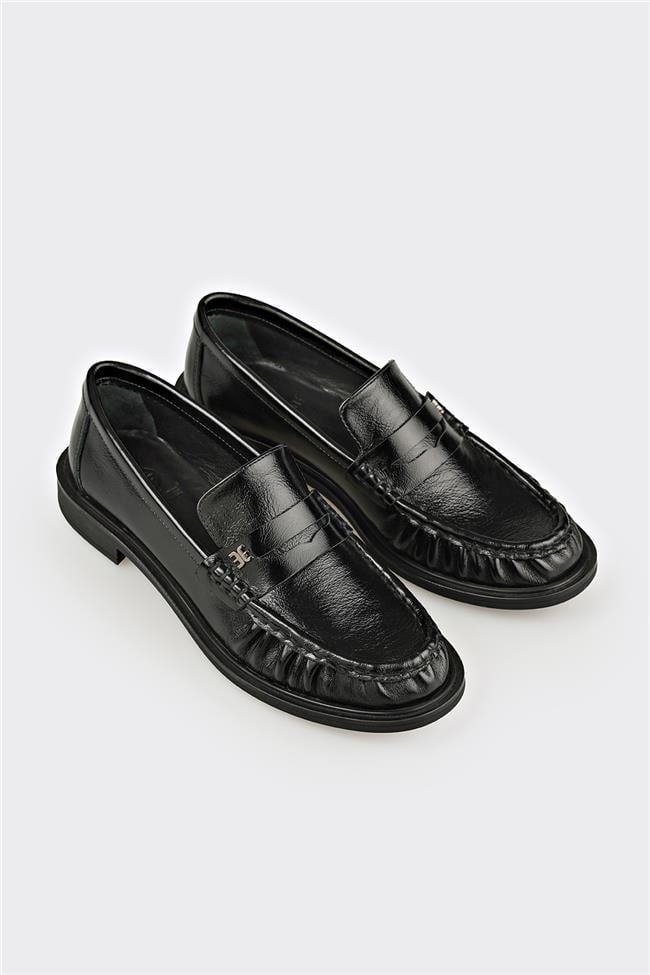 Siyah Deri Kadın Günlük Ayakkabı