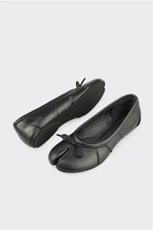 Siyah Deri Kadın Günlük Ayakkabı