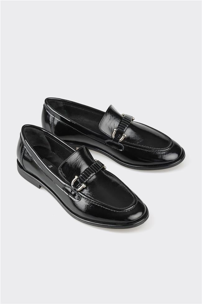 Siyah Deri Kadın Günlük Ayakkabı