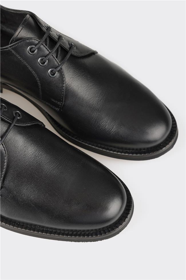 Siyah Deri Kadın Günlük Ayakkabı