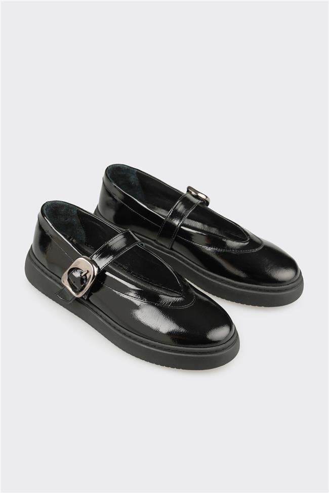 Siyah Deri Kadın Günlük Ayakkabı