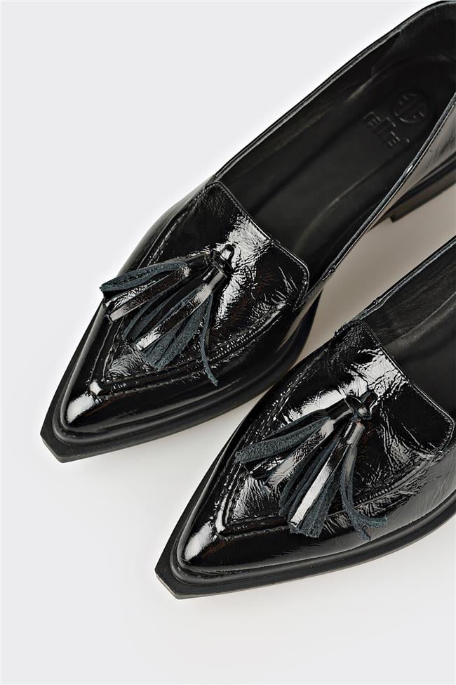 Siyah Deri Kadın Günlük Ayakkabı