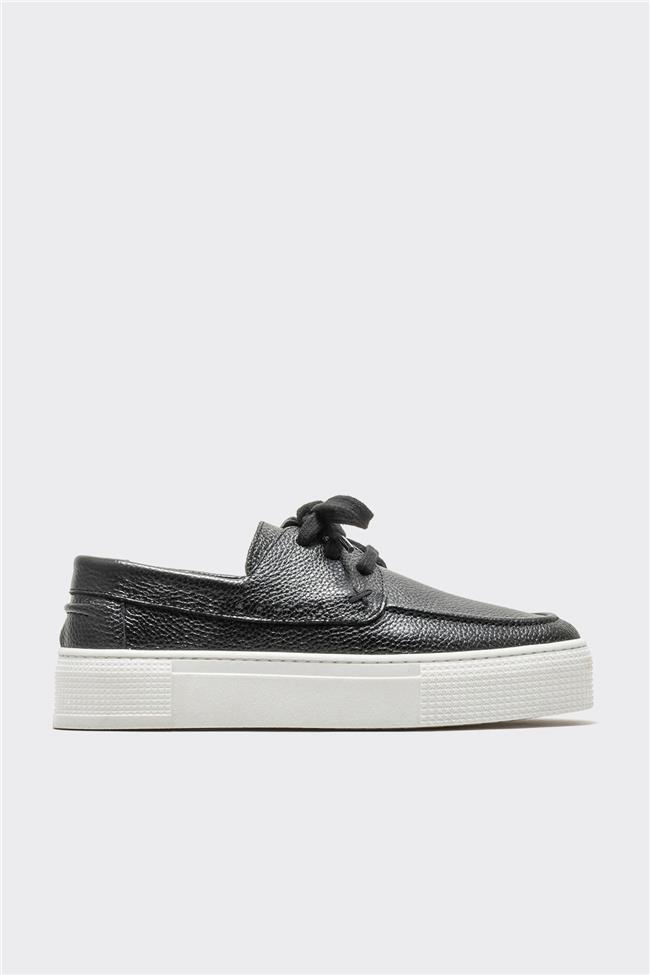 Siyah Deri Kadın Günlük Ayakkabı