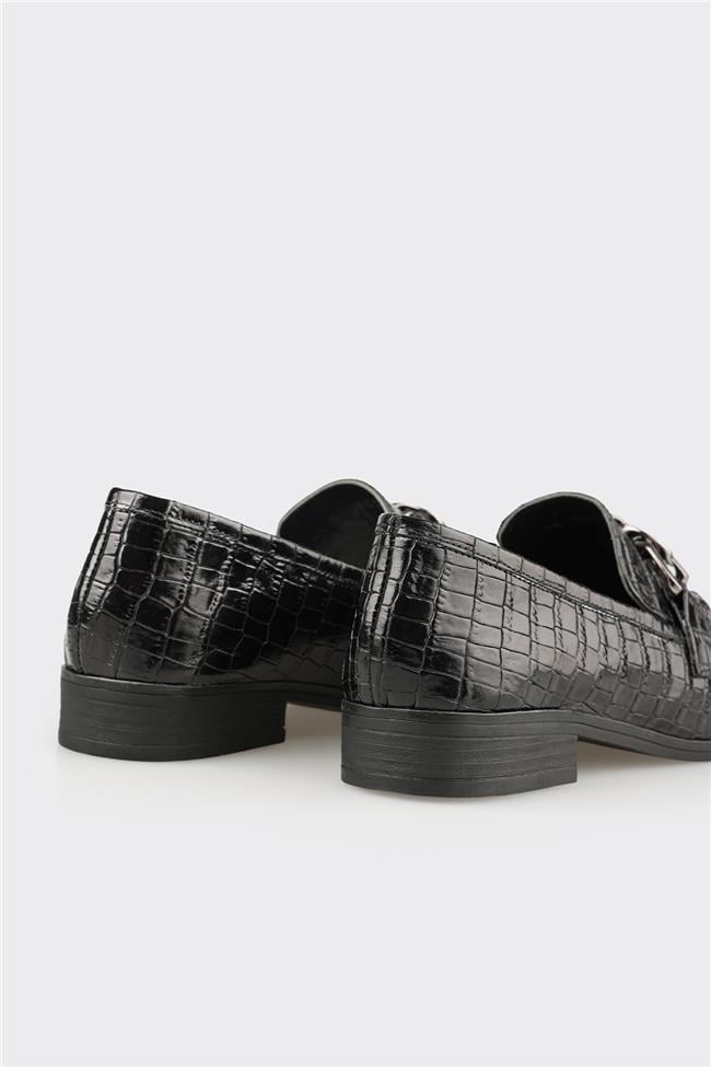 Siyah Deri Kadın Günlük Ayakkabı